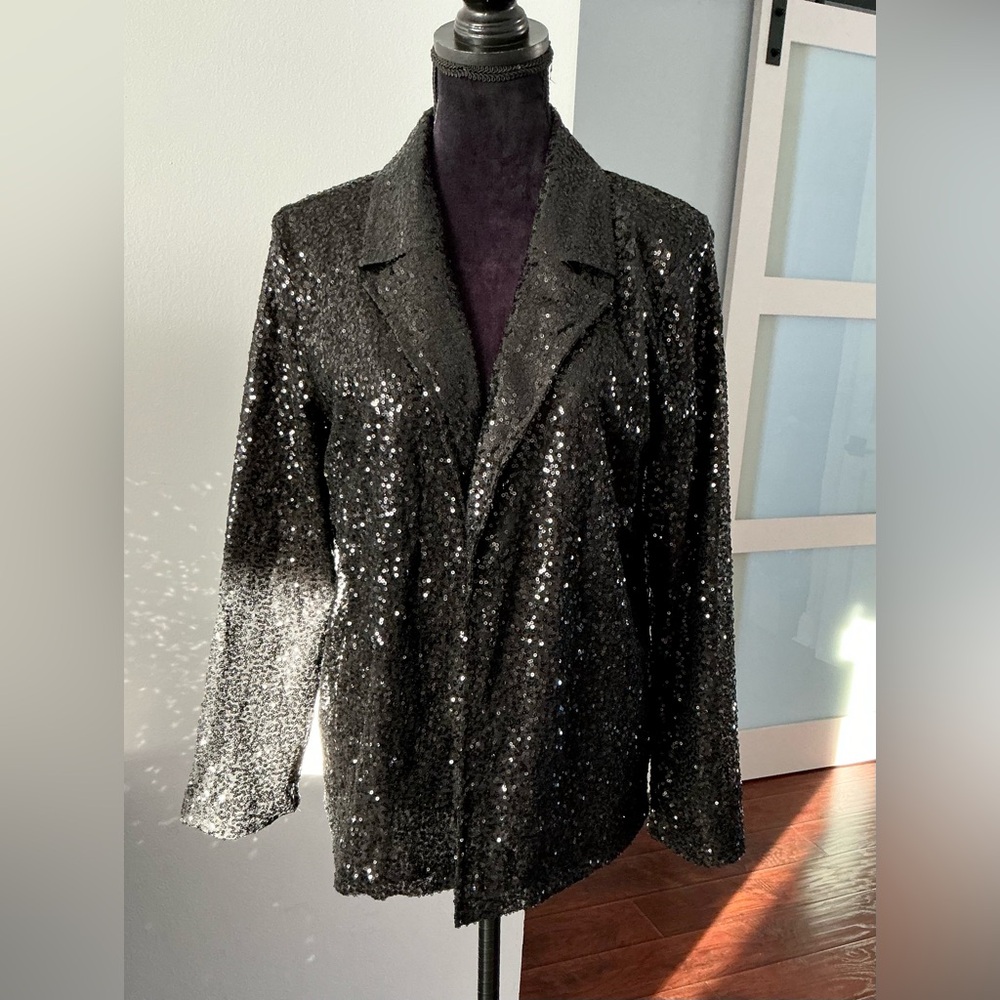 DRESSY sequin jacket 🔥🔥 - Picture 4 of 12